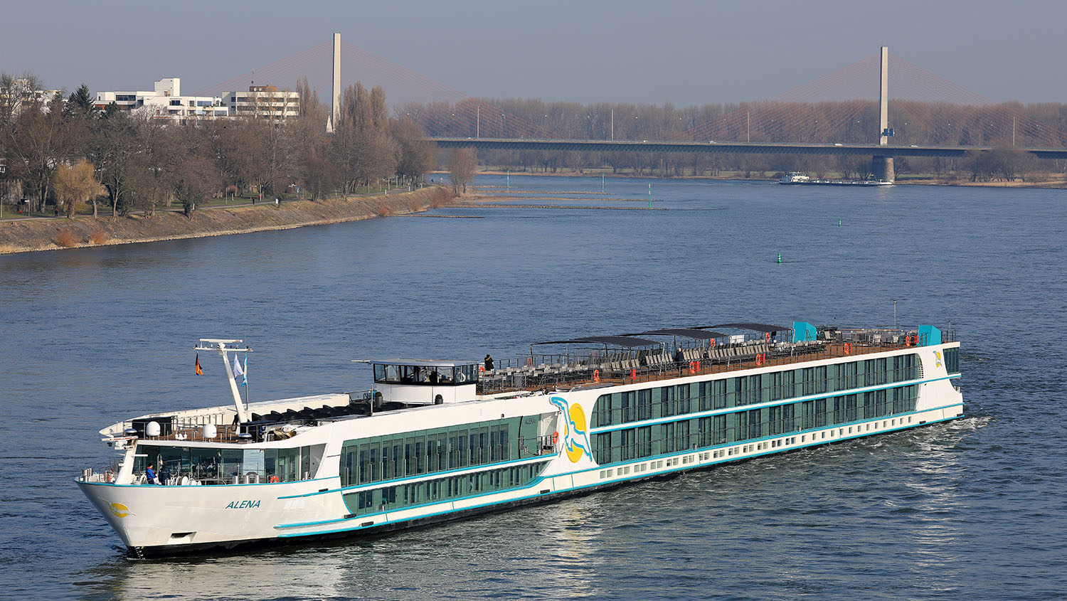 Flusskreuzfahrtschiff MS Alena: Taufe in Bonn und Schiffsportrait