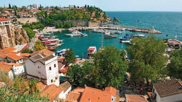 Der malerische Hafen von Antalya in der Türkei. Foto: TUI Cruises