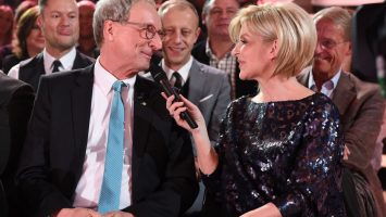 Johannes Zurnieden und Carmen Nebel auf der ZDF Benefizgala. Foto: Sascha Baumann