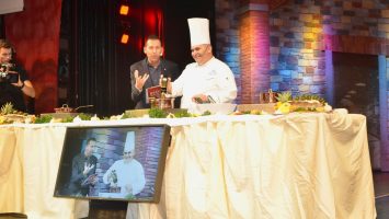 Mit der Kochshow Bravo Chef wird den Passagieren der Costa Kreuzfahrten ein neues Highlight geboten. Foto: Costa Crociere