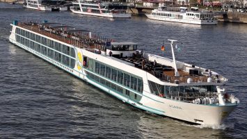 Noch ist die Asara auf dem Rhein unterwegs (Foto). Im Juni wechselt sie auf die Donau. Foto: Phoenix Reisen/Oliver Asmussen