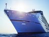Akrobatik an Bord der MS Europa 2. Die Dinner-Show Palazzo kommt für zwei Reisen an Bord. Foto: Hapag Lloyd Cruises