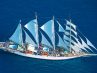 Ab diesem Sommer setzt die Star Clipper erstmals in der Inselwelt Indonesiens die Segel und führt ein Tauchangebot ein. Foto: Star Clippers