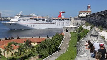 Kuba-Angebote: Weitere Havanna-Anläufe der Carnival Paradise . Foto: Carnival