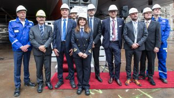 Vertreter der Werft Meyer Turku und der Reederei Costa Crociere feierten die Kiellegung der Costa Smeralda. Foto: Costa Kreuzfahrten