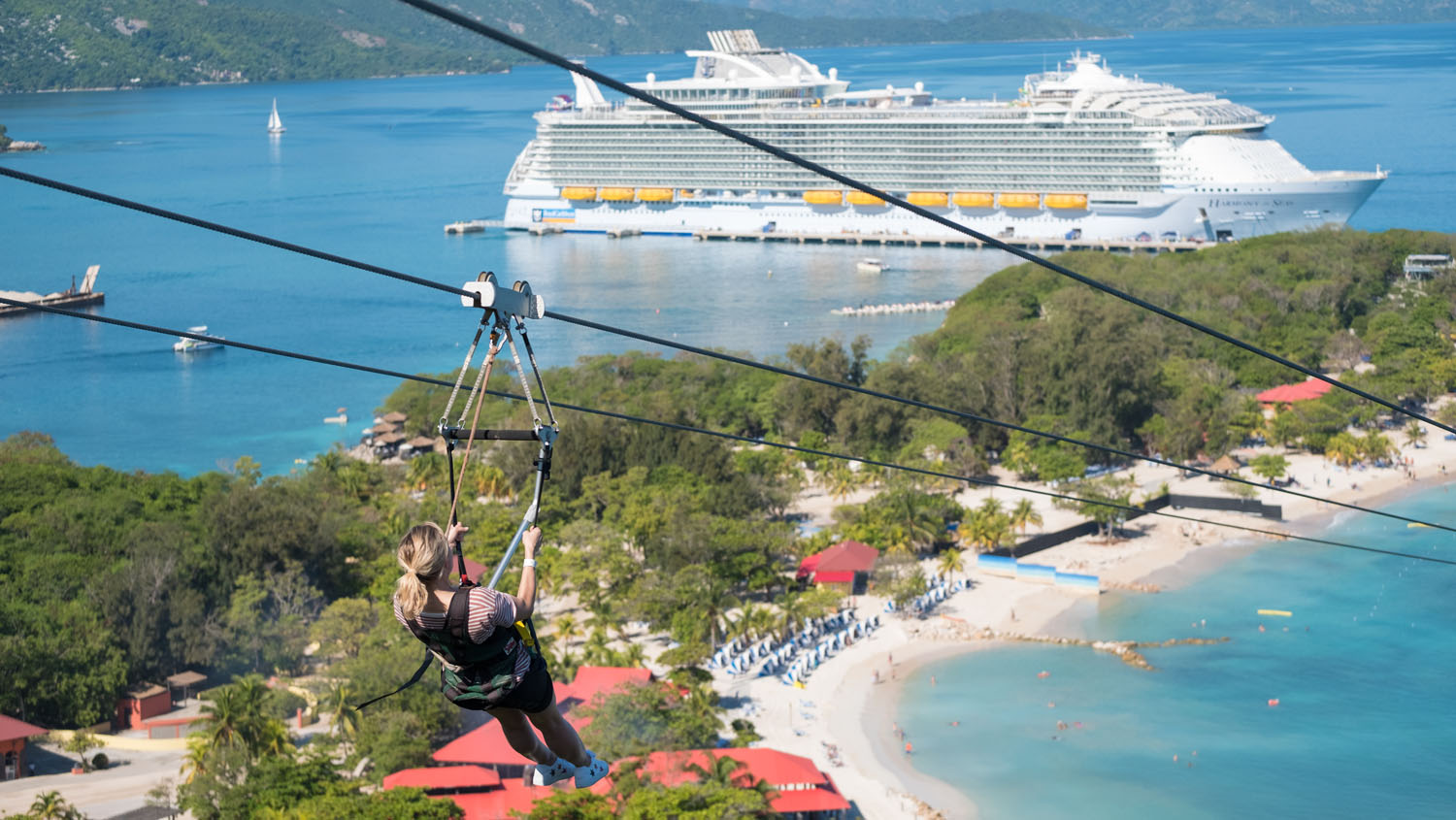 Royal Caribbean stellt Katalog mit Festpreis vor CruiseStart.de