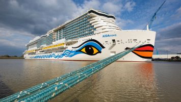 Die AIDAnova startet in Papenburg. Foto: AIDA Cruises