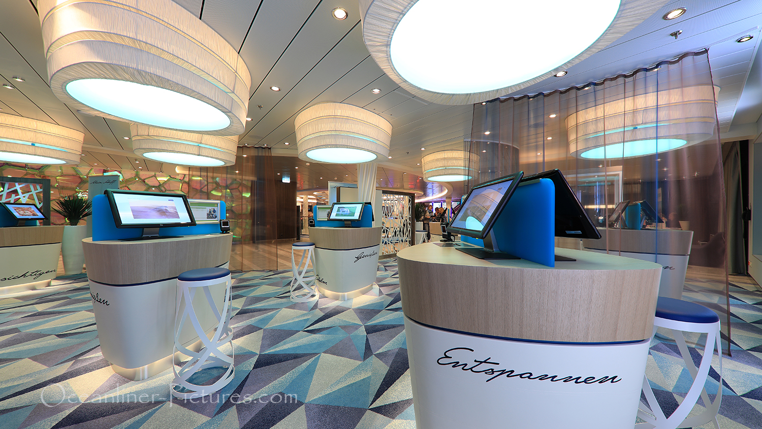 Schiffsportrait Tui Cruises Neue Mein Schiff 2 Cruisestartde